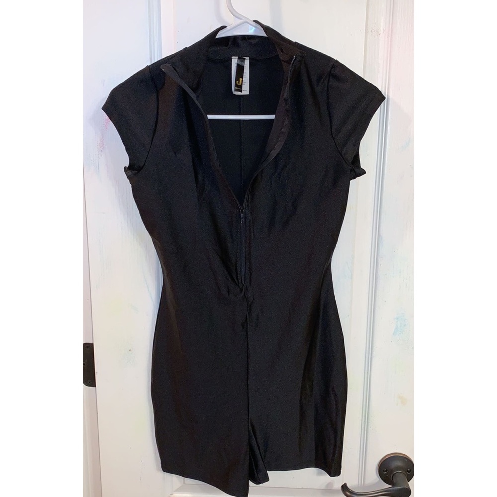 Romper Short - Picture 2 of 3